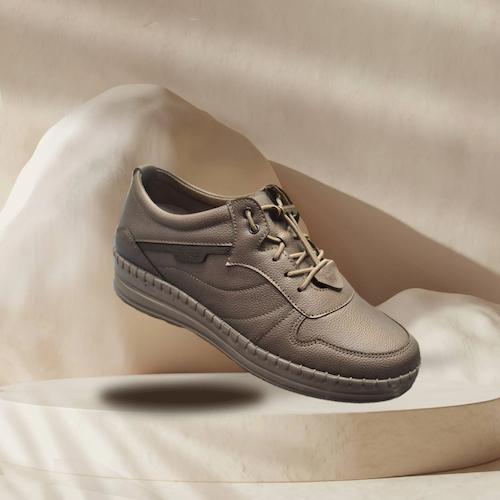 با کیهان قدم بزن